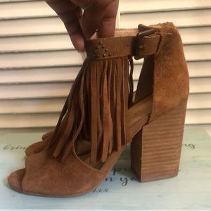 Chinese Laundry Fringe Heels